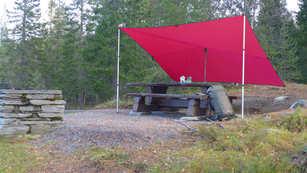 swiss-piranha-tarp-mantaray-10-rot-ultraleicht-tarp image 3