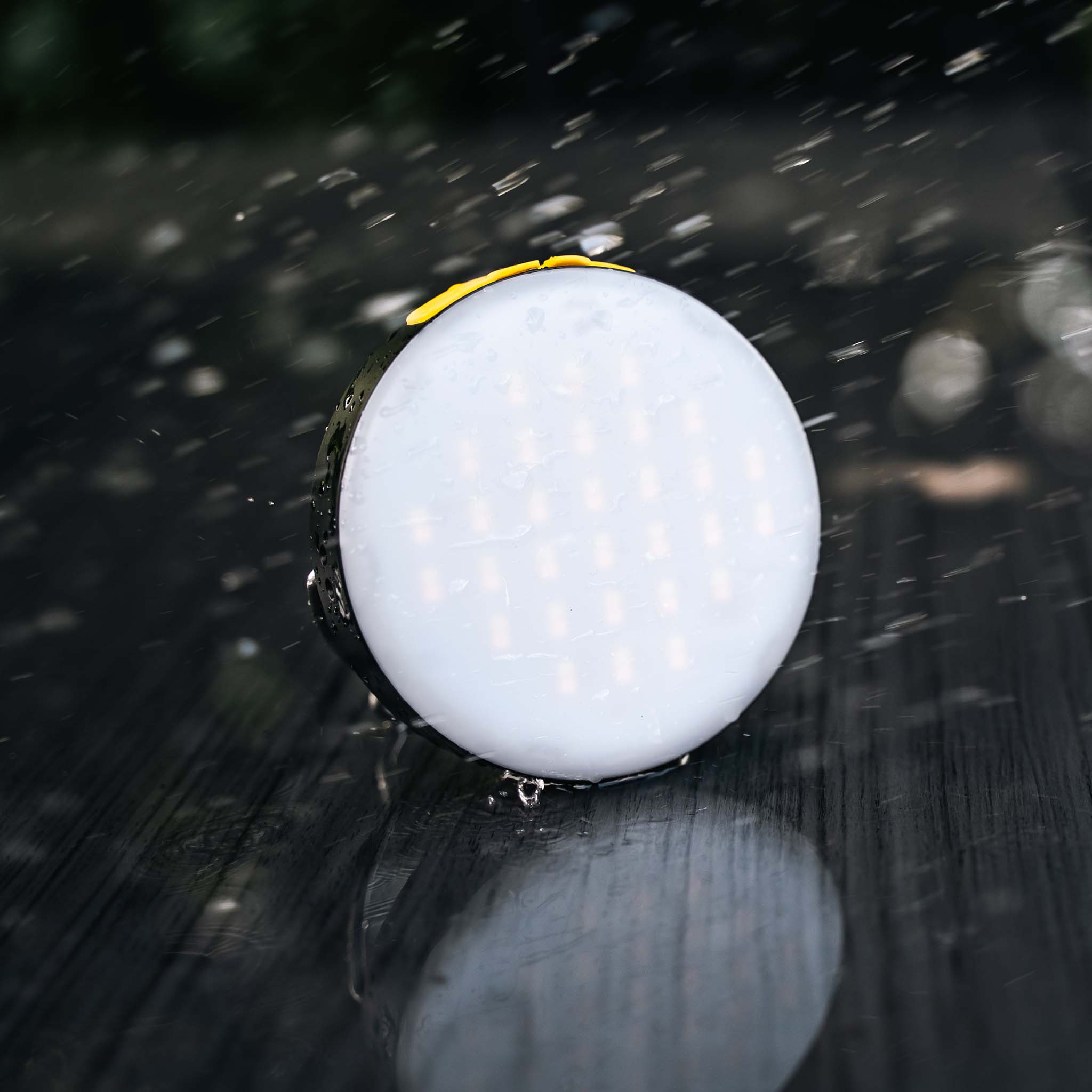 aqiila-powerbird-bl10-powerbank-mit-300-lm-outdoor-licht image 4
